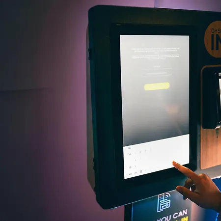 מלון Bonn-city 3*