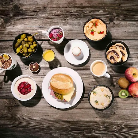 מלון Bonn-city 3*